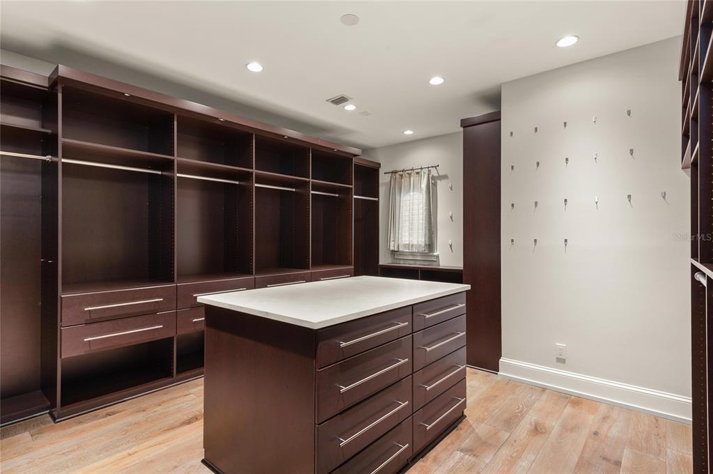 Property listing photo for 1260 ALABAMA DRIVE