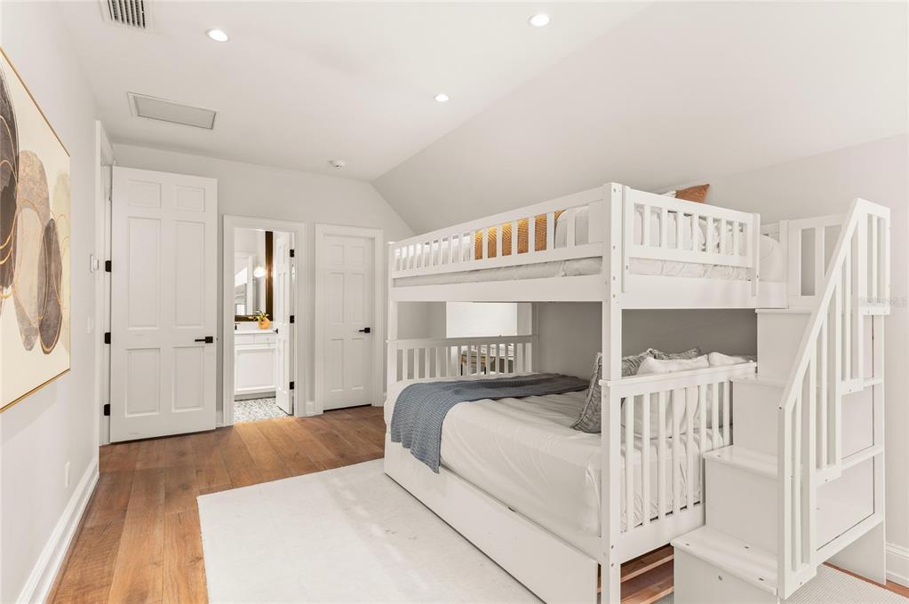 Property listing photo for 1260 ALABAMA DRIVE