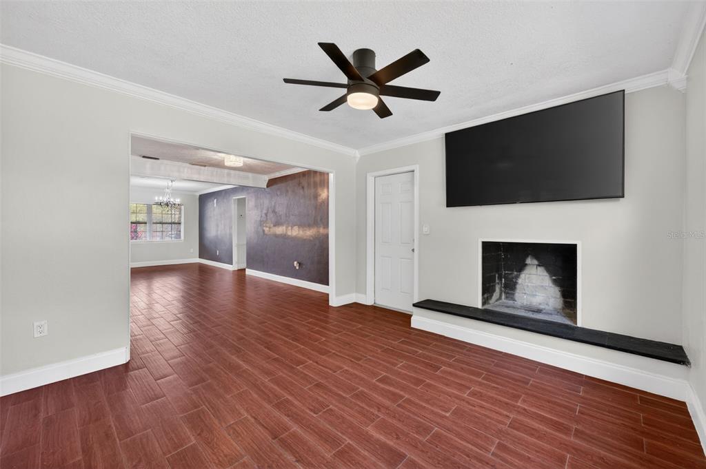 Property listing photo for 1009 LAKE BELL DRIVE