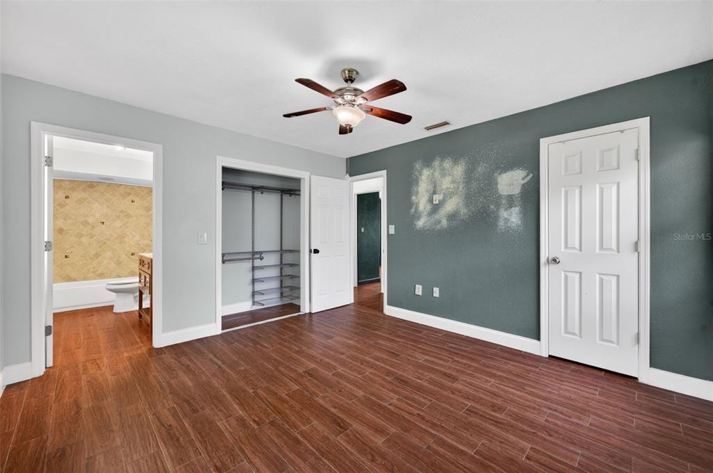 Property listing photo for 1009 LAKE BELL DRIVE