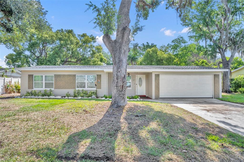 Property listing photo for 1009 LAKE BELL DRIVE