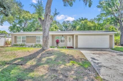 more about 1009 LAKE BELL DRIVE