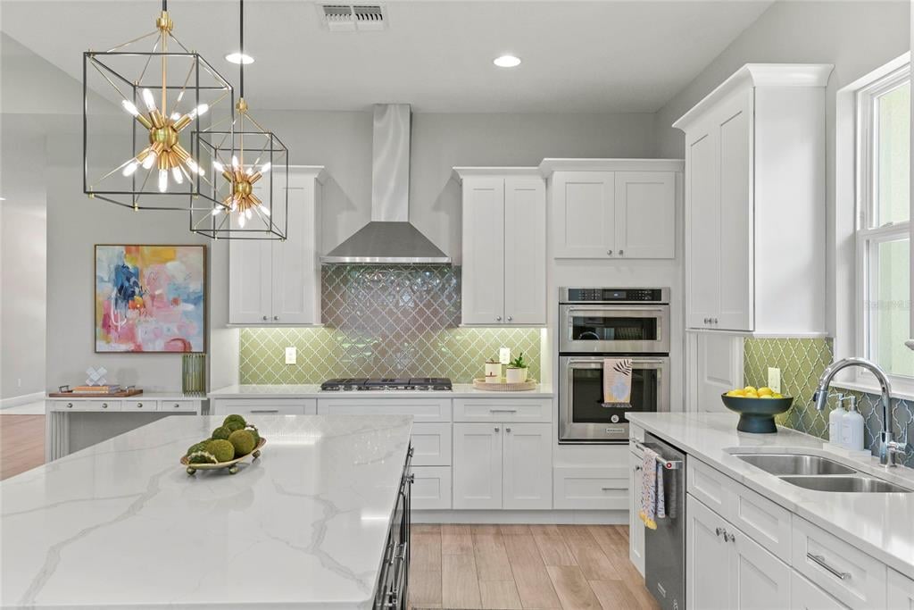 Property listing photo for 1438 W HARVARD STREET
