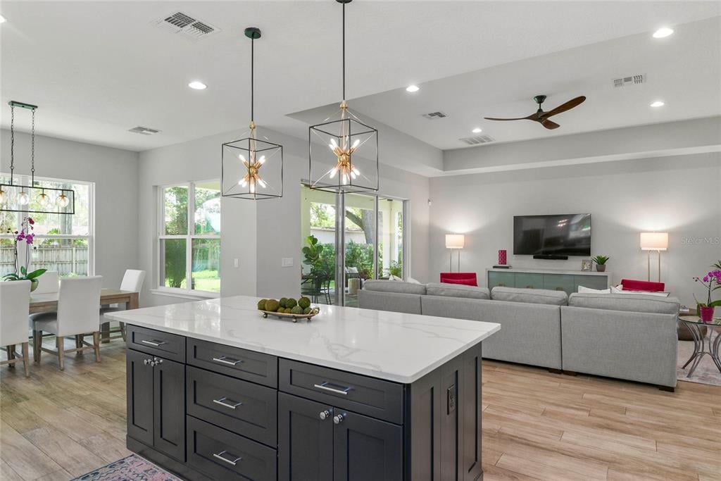 Property listing photo for 1438 W HARVARD STREET