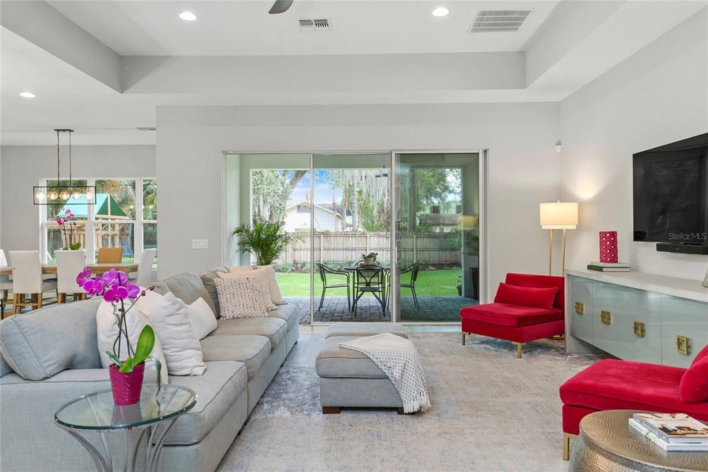 Property listing photo for 1438 W HARVARD STREET