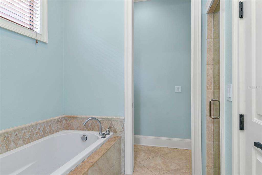 Property listing photo for 1421 CHAPMAN CIRCLE