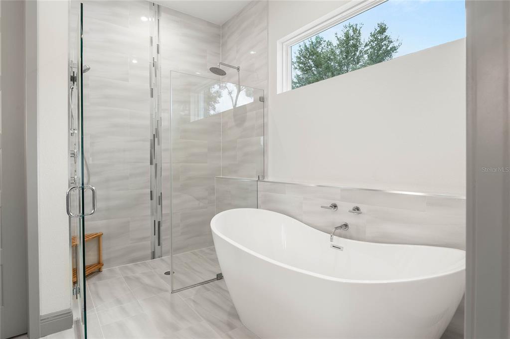 Property listing photo for 632 GAMEWELL AVENUE
