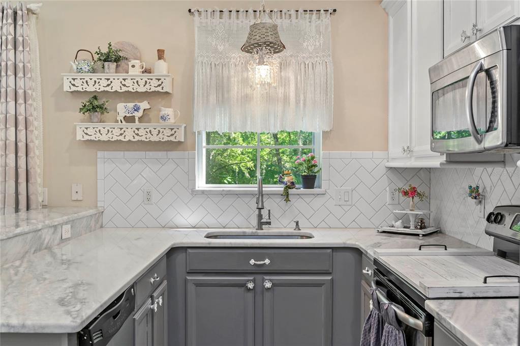 Property listing photo for 72 CANTERBURY BELL DRIVE