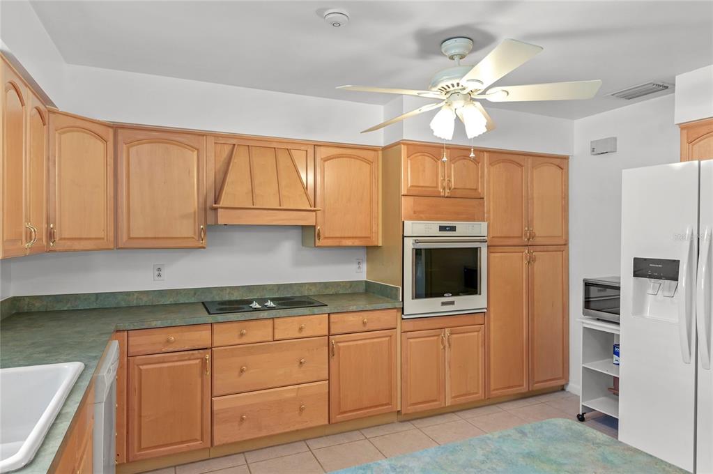Property listing photo for 1621 CHESTNUT AVENUE