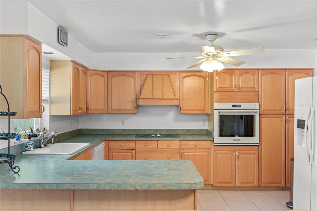 Property listing photo for 1621 CHESTNUT AVENUE