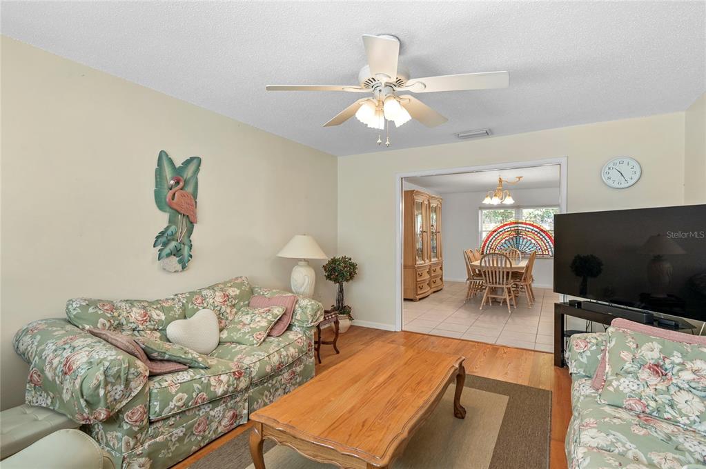 Property listing photo for 1621 CHESTNUT AVENUE