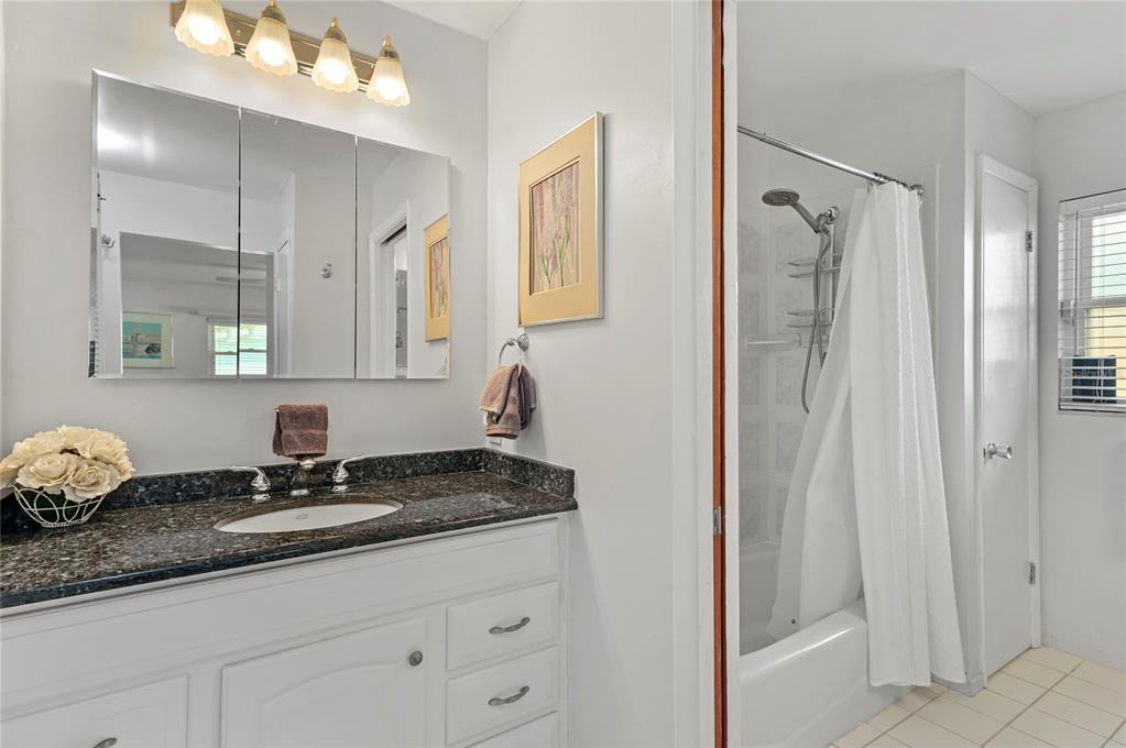 Property listing photo for 1621 CHESTNUT AVENUE