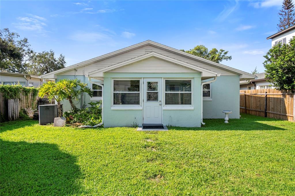 Property listing photo for 1621 CHESTNUT AVENUE