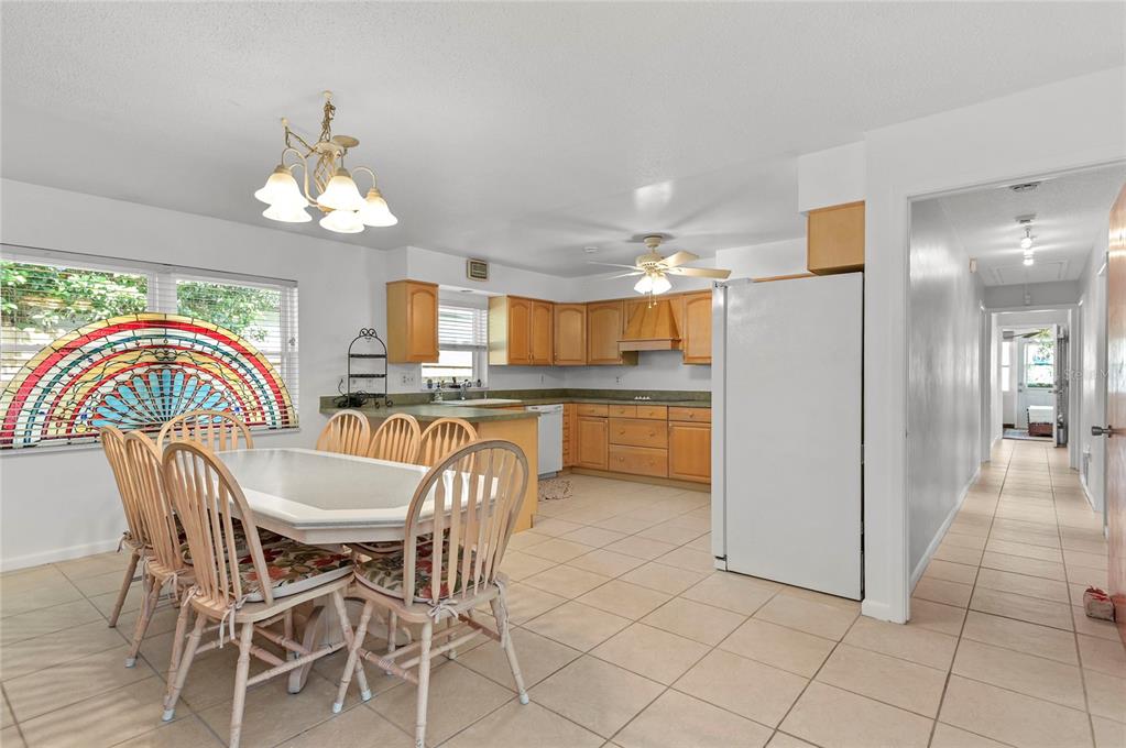 Property listing photo for 1621 CHESTNUT AVENUE