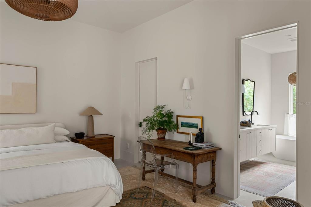 Property listing photo for 1150 VIA SALERNO