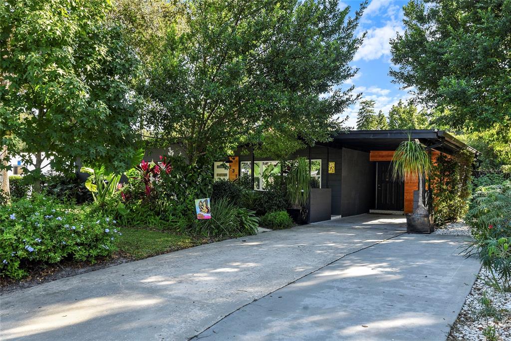 Property listing photo for 131 W LAUREN COURT