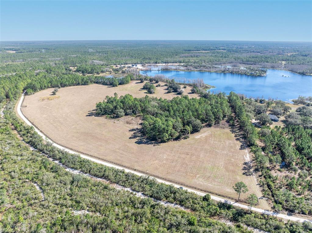 Property listing photo for 925 & 975 KEELHAUL ROAD