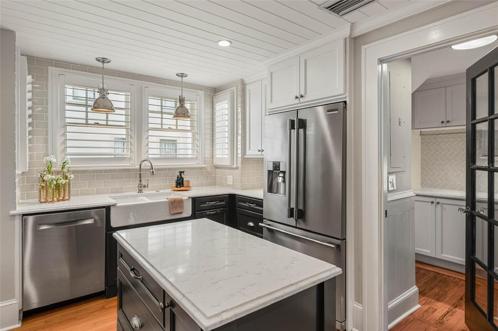 Property listing photo for 450 CHEROKEE DRIVE