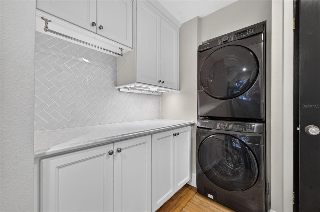 Property listing photo for 450 CHEROKEE DRIVE