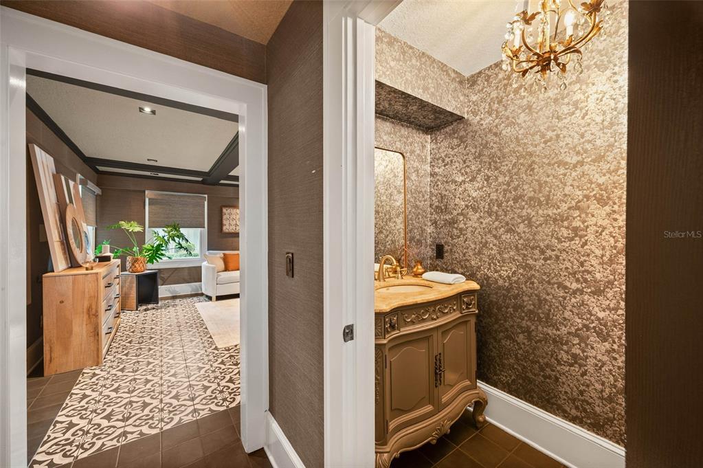Property listing photo for 450 CHEROKEE DRIVE