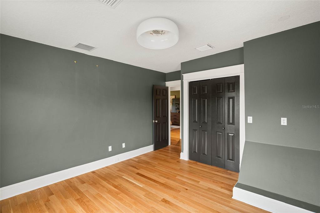 Property listing photo for 450 CHEROKEE DRIVE