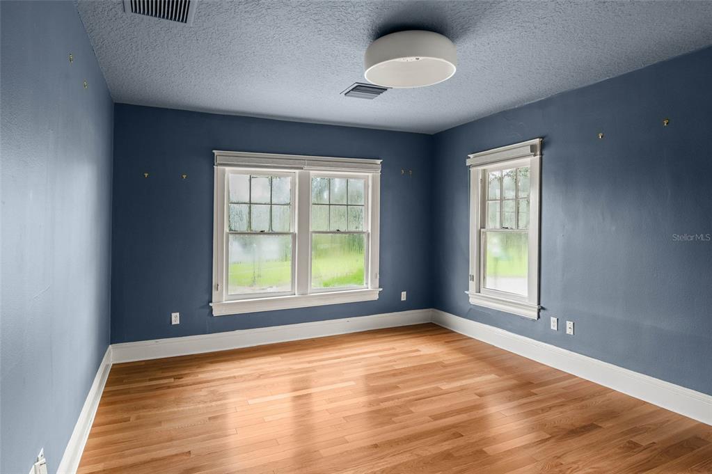Property listing photo for 450 CHEROKEE DRIVE