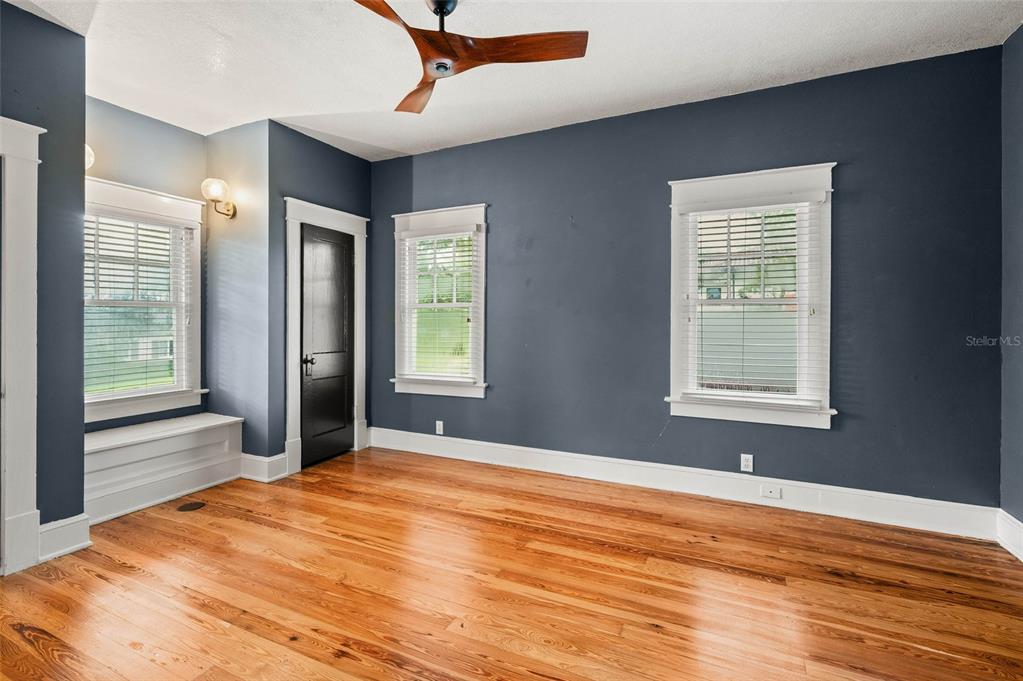 Property listing photo for 450 CHEROKEE DRIVE
