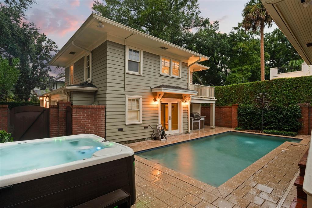Property listing photo for 450 CHEROKEE DRIVE