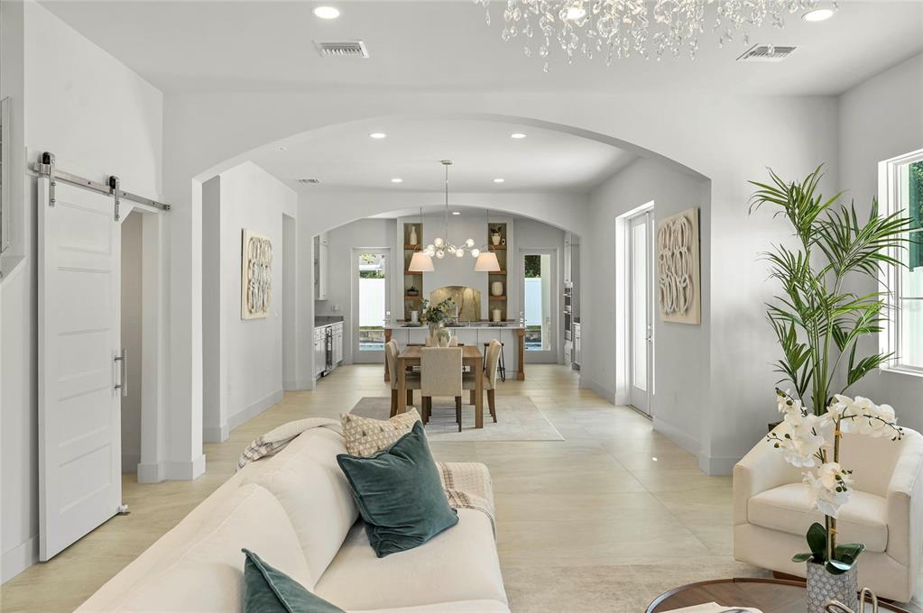 Property listing photo for 2430 CHANTILLY AVENUE