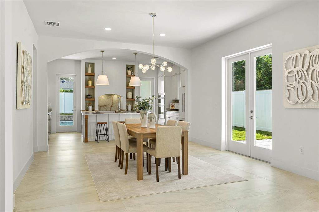 Property listing photo for 2430 CHANTILLY AVENUE