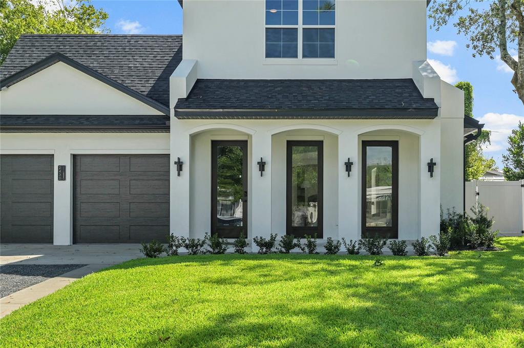 Property listing photo for 2430 CHANTILLY AVENUE