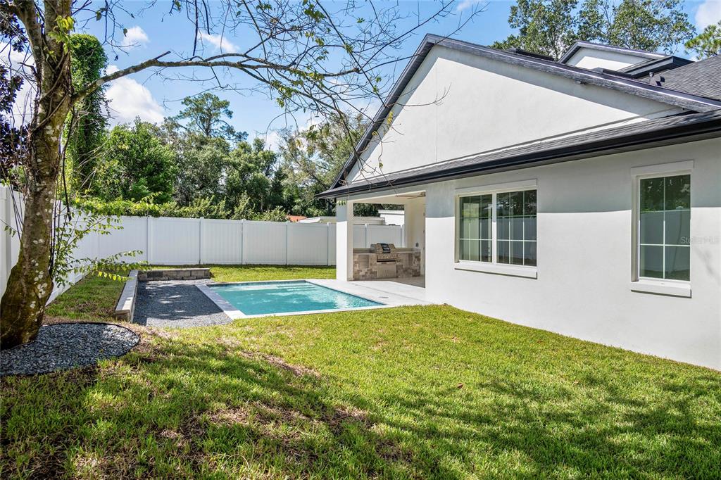 Property listing photo for 2430 CHANTILLY AVENUE