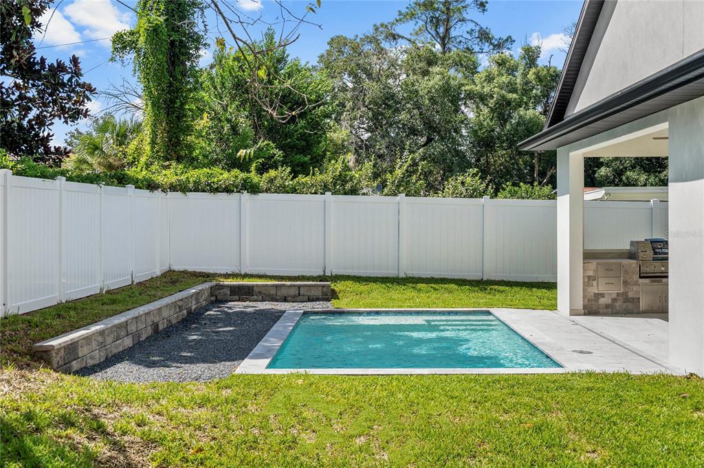 Property listing photo for 2430 CHANTILLY AVENUE