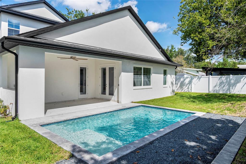 Property listing photo for 2430 CHANTILLY AVENUE