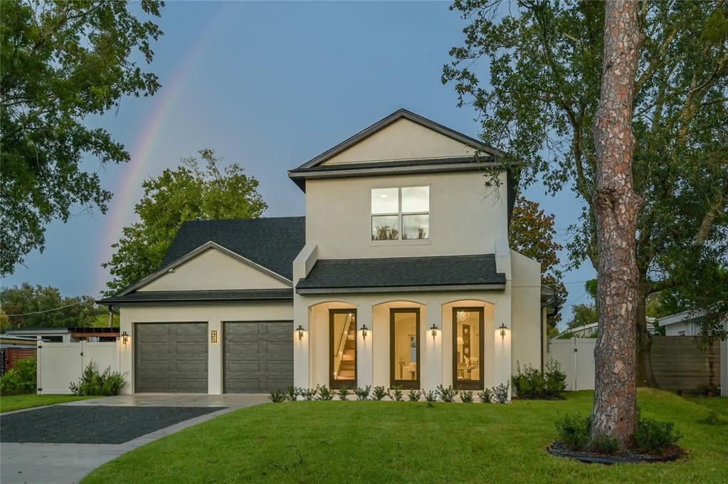 Property listing photo for 2430 CHANTILLY AVENUE