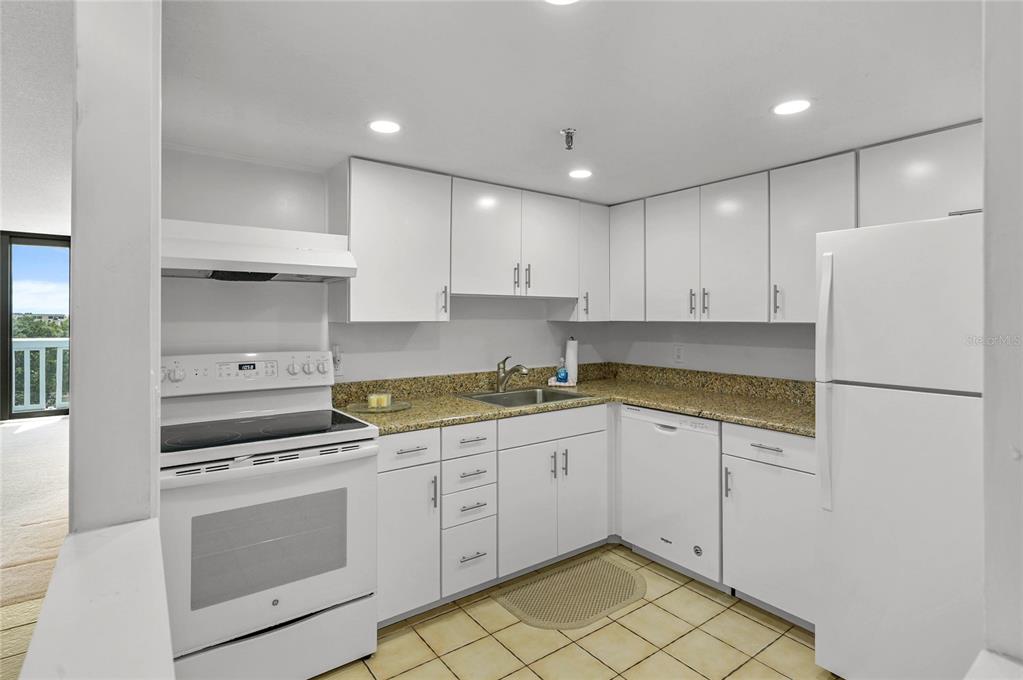 Property listing photo for 400 E COLONIAL DRIVE #508