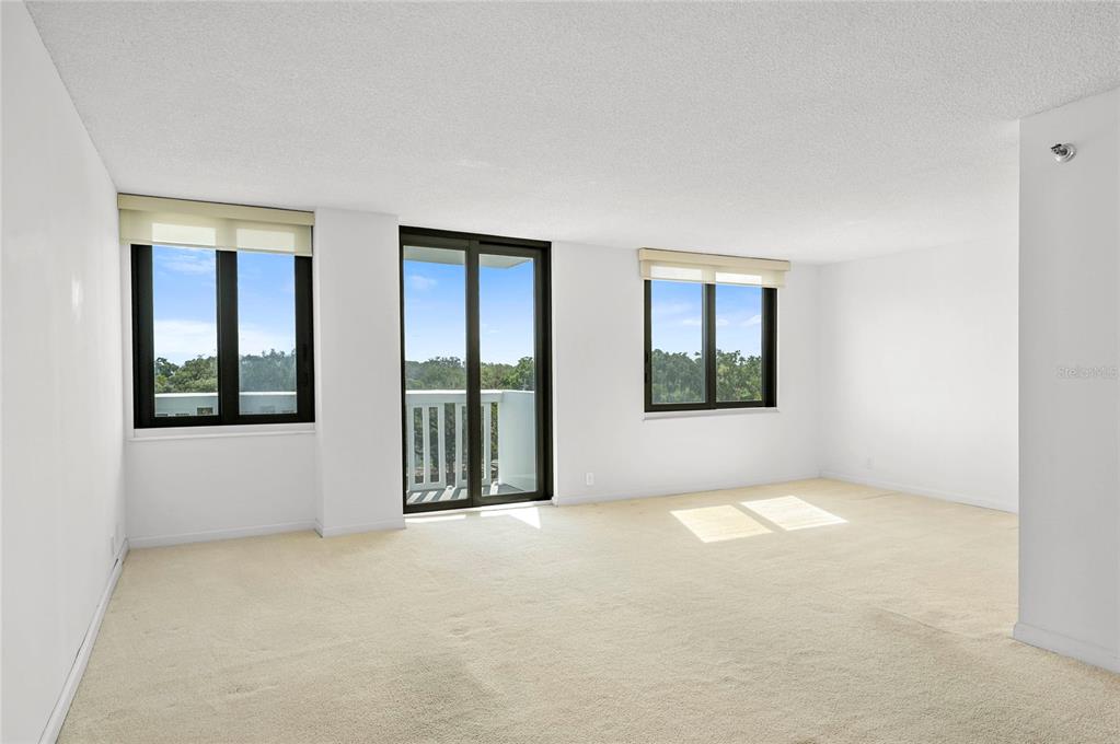 Property listing photo for 400 E COLONIAL DRIVE #508
