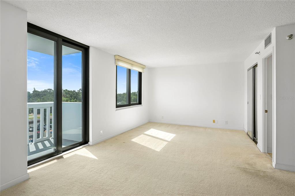 Property listing photo for 400 E COLONIAL DRIVE #508