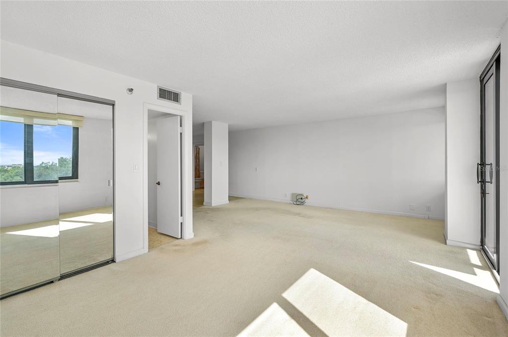 Property listing photo for 400 E COLONIAL DRIVE #508