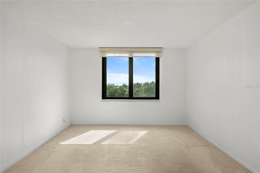Property listing photo for 400 E COLONIAL DRIVE #508