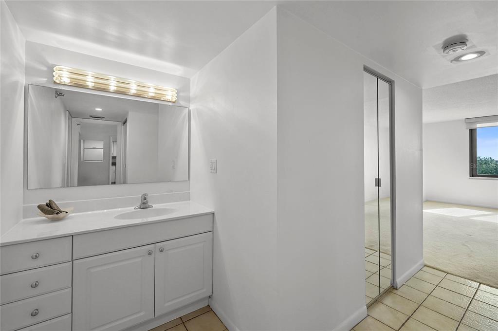 Property listing photo for 400 E COLONIAL DRIVE #508