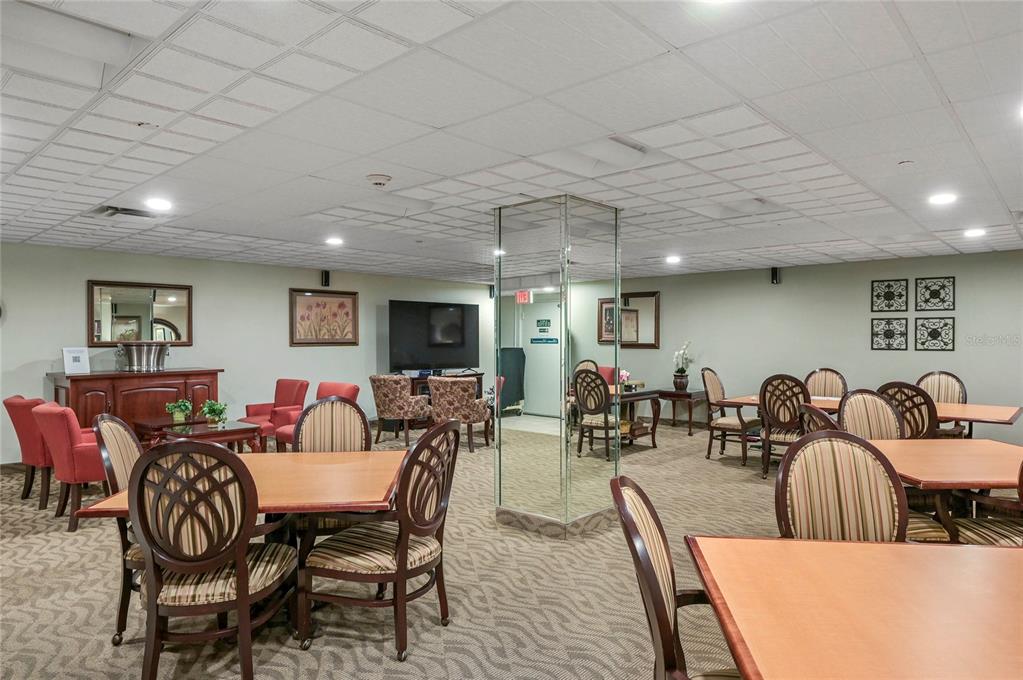 Property listing photo for 400 E COLONIAL DRIVE #508