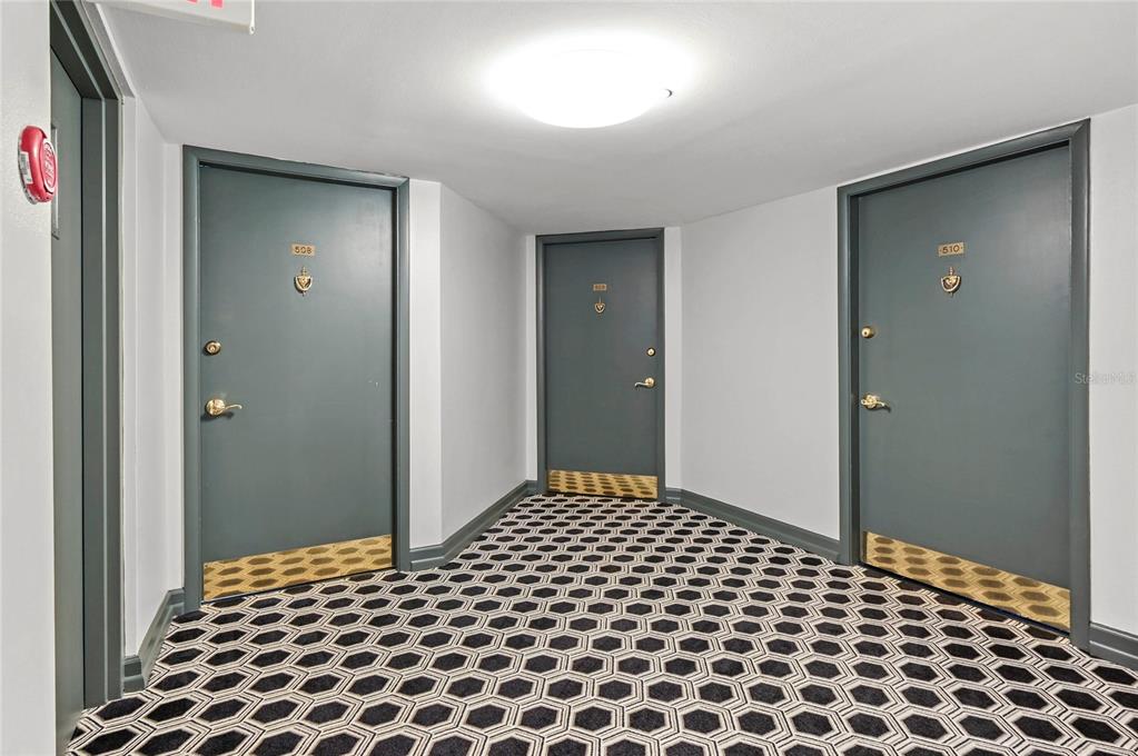 Property listing photo for 400 E COLONIAL DRIVE #508