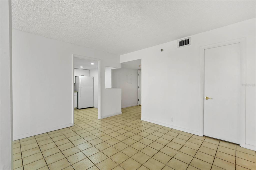 Property listing photo for 400 E COLONIAL DRIVE #508