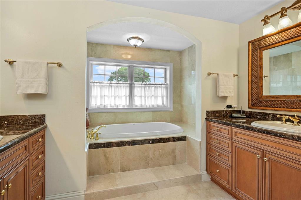 Property listing photo for 200 S INTERLACHEN AVENUE #350