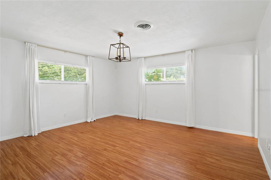 Property listing photo for 1911 MOHICAN TRAIL