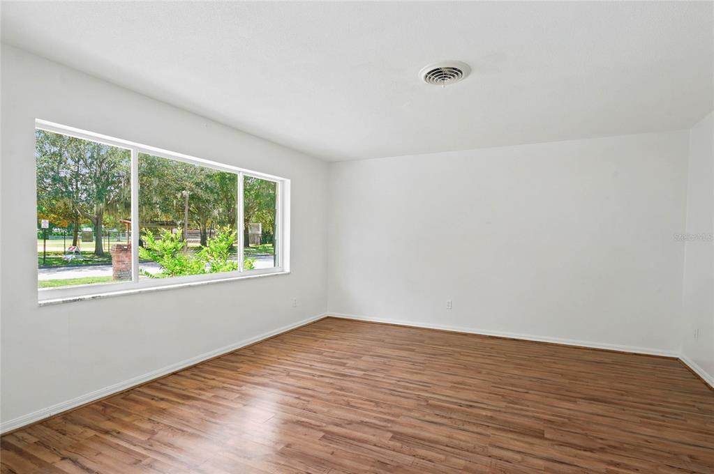 Property listing photo for 1911 MOHICAN TRAIL