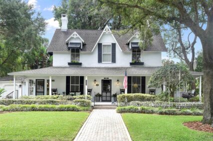 more about 1554 HARRIS CIRCLE