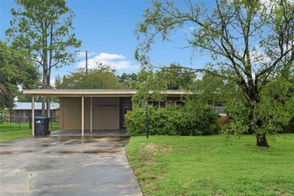 more about 707 ELLENDALE DRIVE