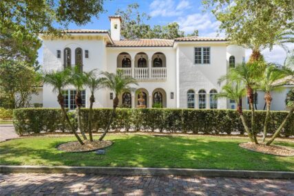 more about 1476 GROVE TERRACE